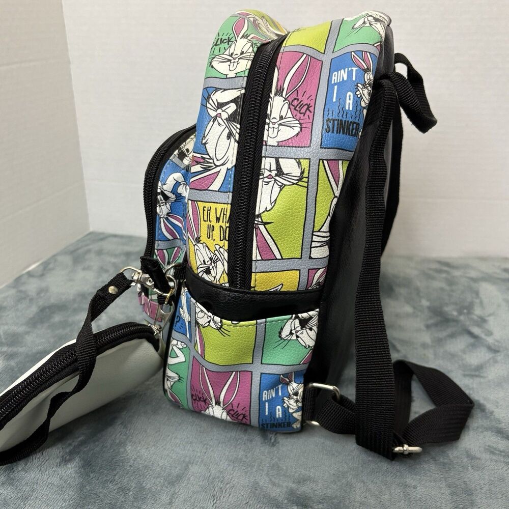 Warner Bros. Looney Tunes Bugs Bunny Mini Backpack w/Zip Pouch White 10.5" - Picture 4 of 10